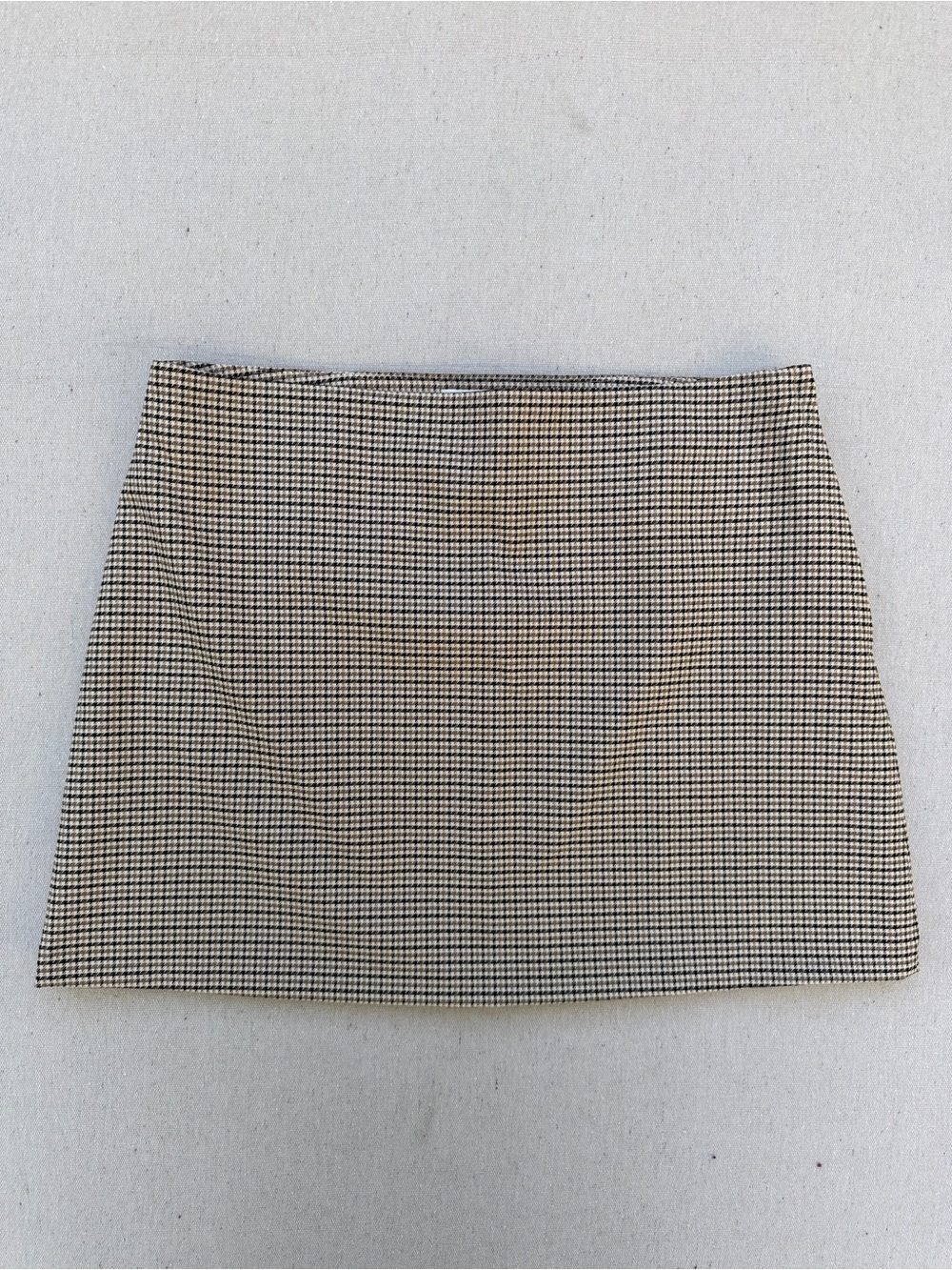 H&M Mini Skirt in Black and Cream Houndstooth